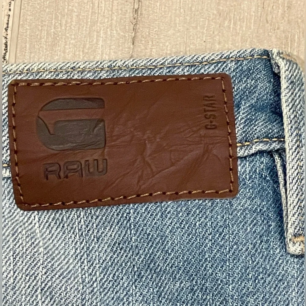 G-Star Raw Arc 3D Low Boyfriend Denim Light Aged Restored size 25/30